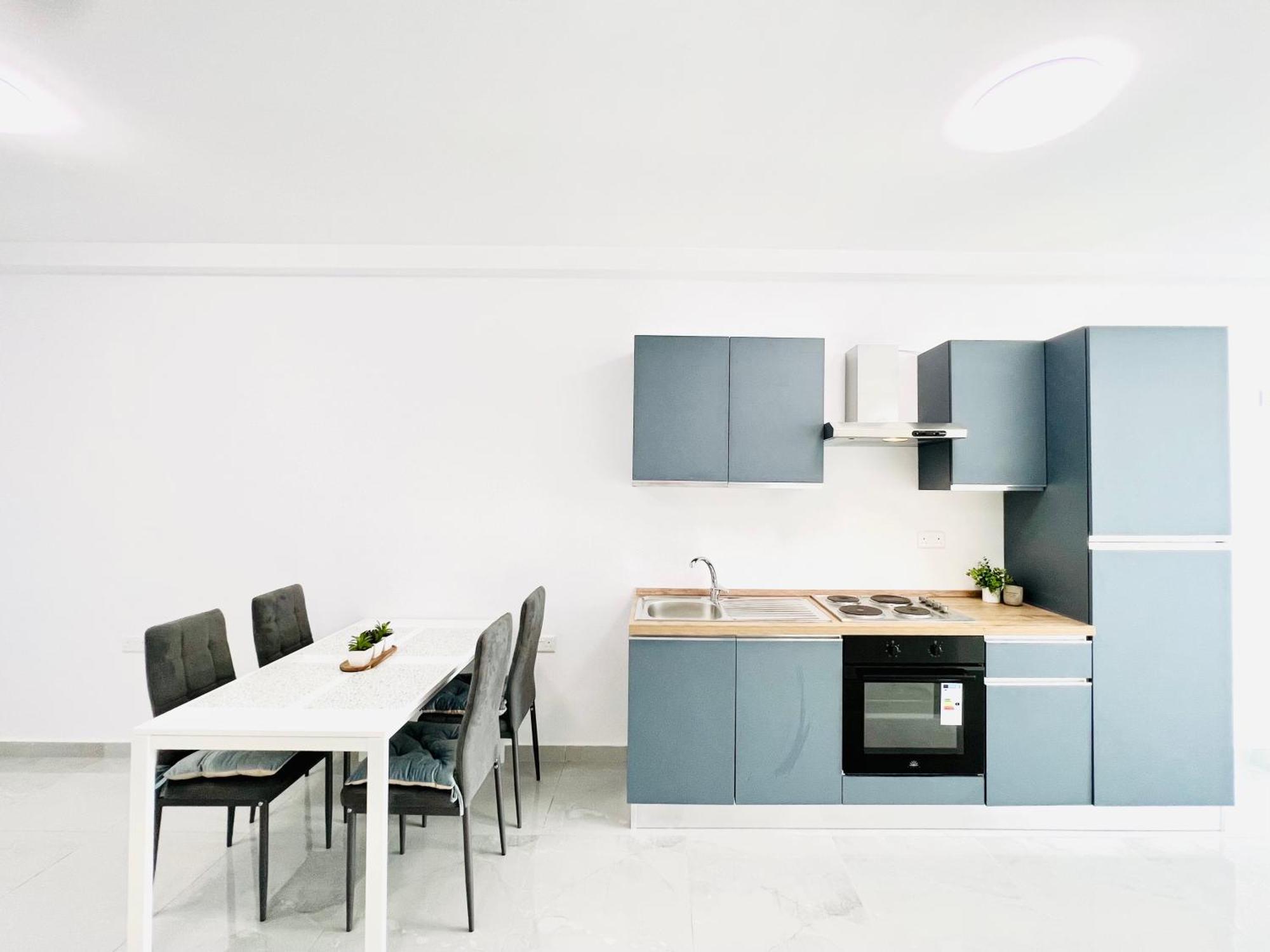 Sunshine Suits - Brand New Apartments Msida Bagian luar foto