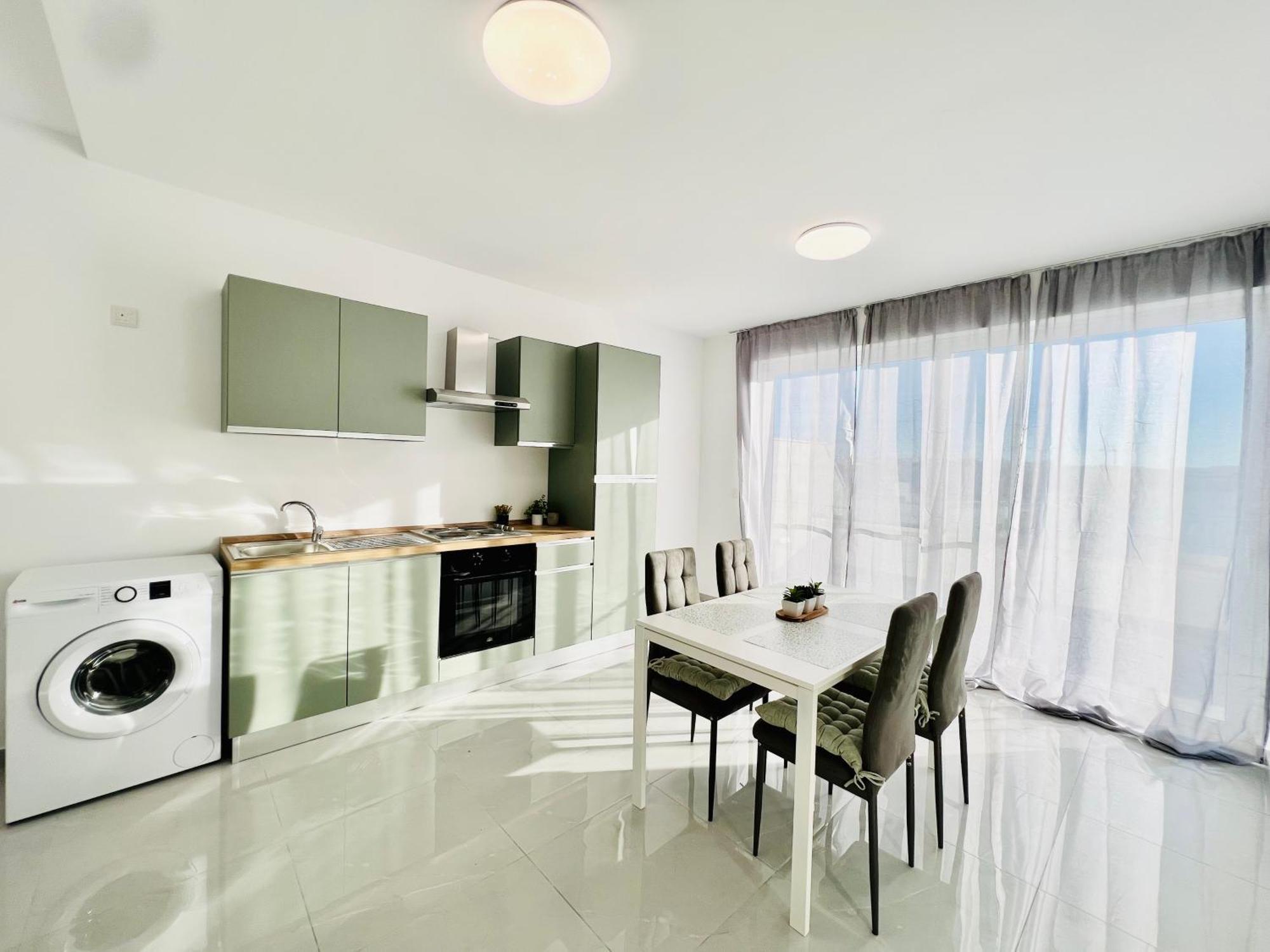 Sunshine Suits - Brand New Apartments Msida Bagian luar foto