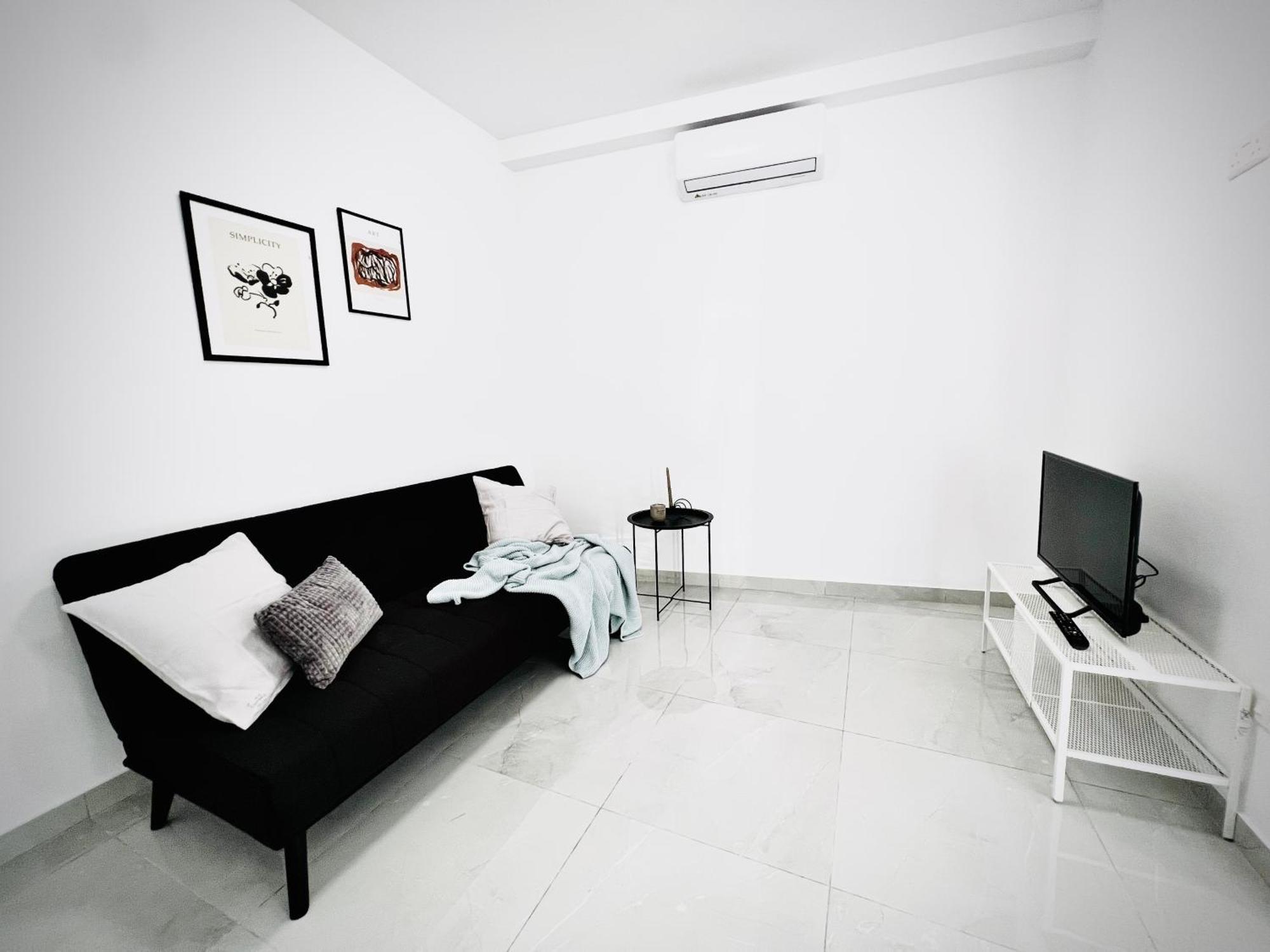 Sunshine Suits - Brand New Apartments Msida Bagian luar foto