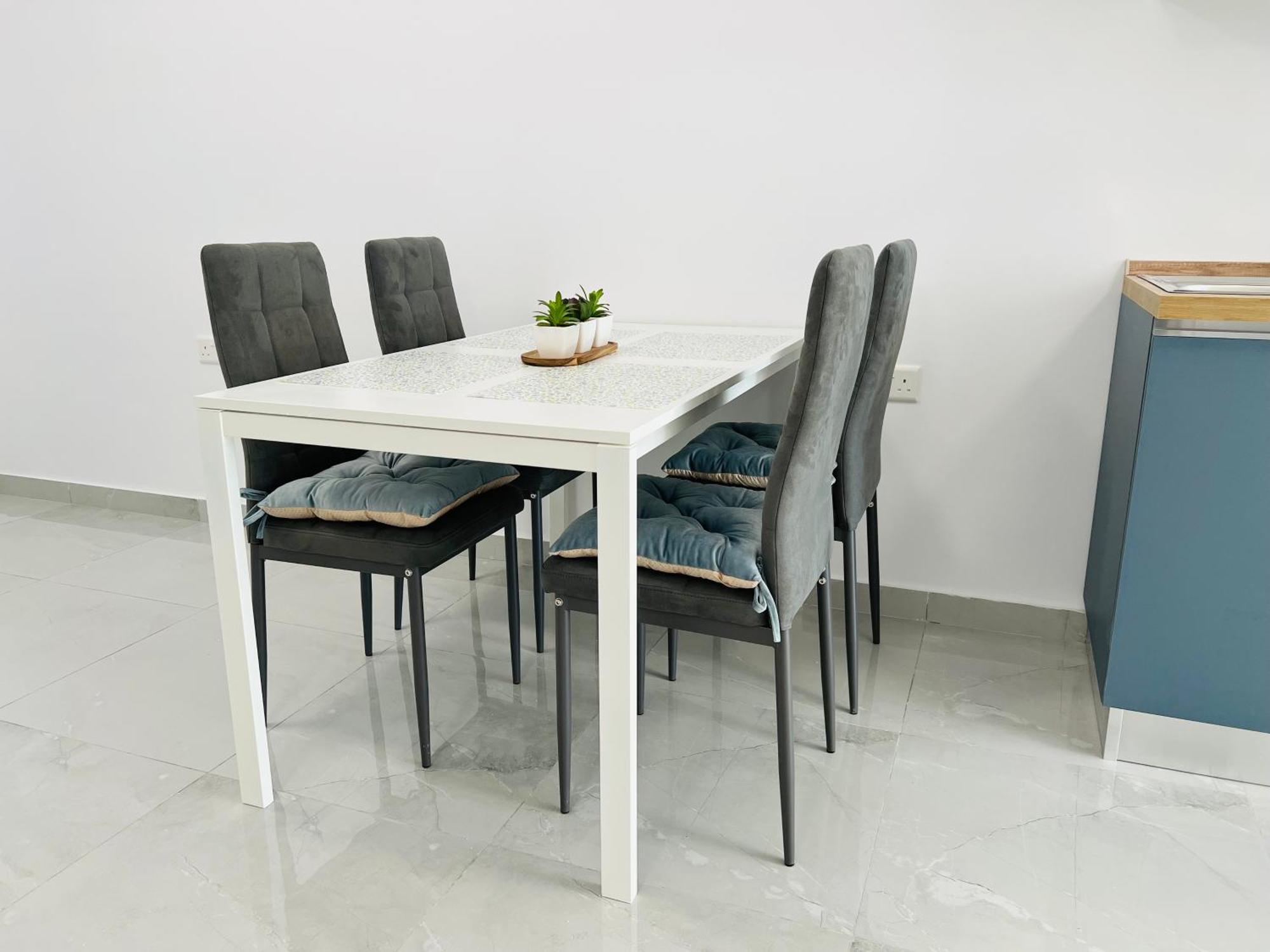 Sunshine Suits - Brand New Apartments Msida Bagian luar foto