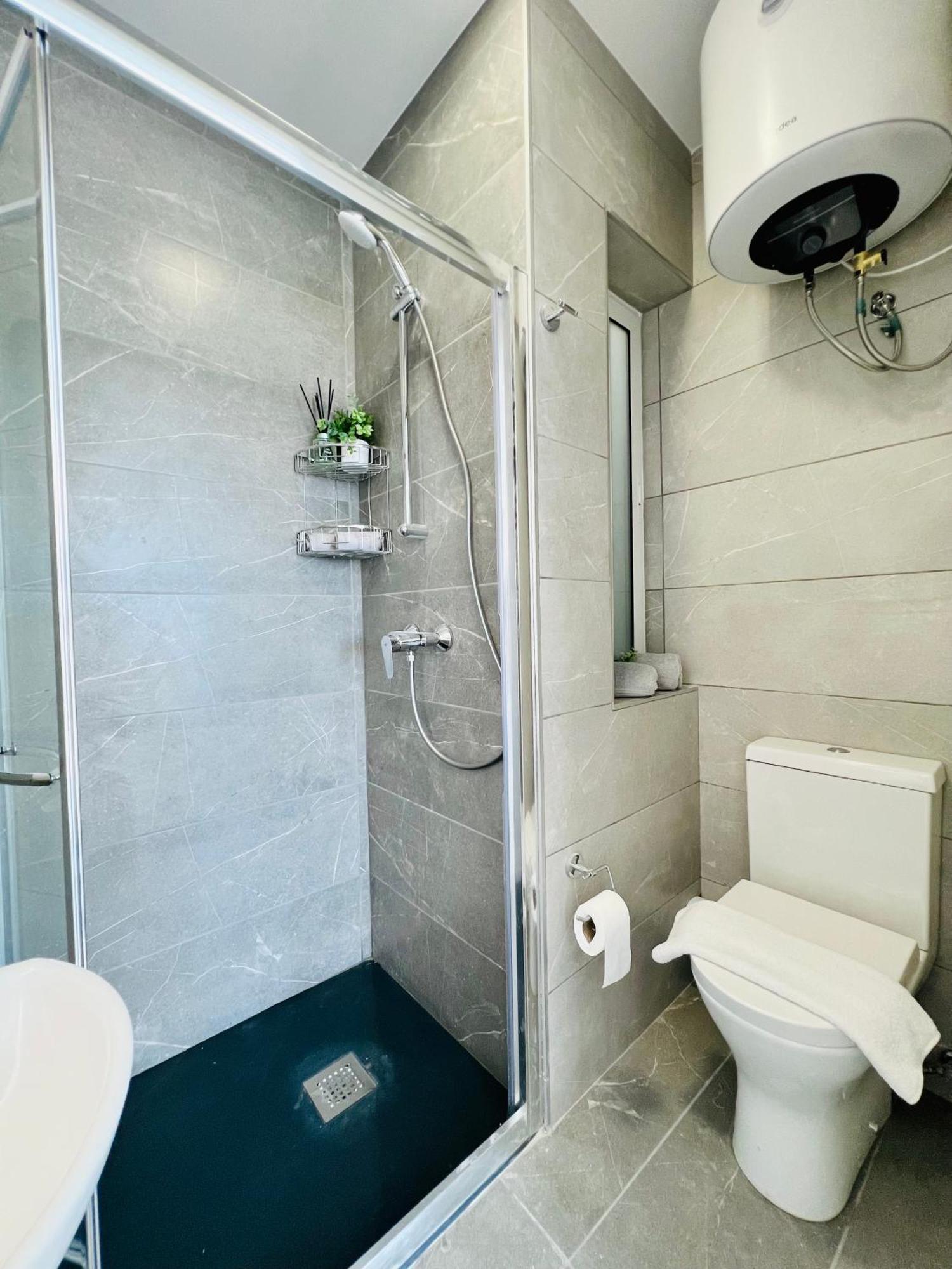Sunshine Suits - Brand New Apartments Msida Bagian luar foto